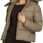 Calvin Klein Piumino Down Short Puffer con Cappuccio per Donna