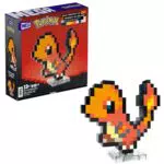 Pokémon Charizard Showcase - Set costruibile in stile retrò HTH76 per bambini 13+