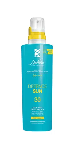 Bionike Defence Sun - Latte Spray Solare per Pelli Sensibili, Waterproof e Lenitivo