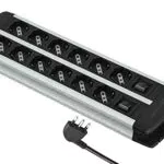 Electraline 61916 Multipresa Alu-Line con Interruttori e Protezione Sovraccarico