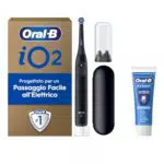 Oral-B iO 2 Spazzolino Elettrico Ricaricabile con Testina e Custodia Viaggio