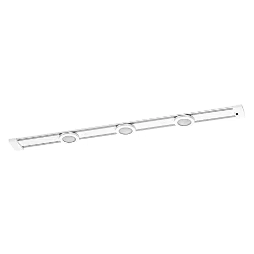 LEDVANCE Linear LED Magnet lampada a LED efficiente per illuminazione interna
