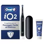 Oral-B iO 2 Spazzolino Elettrico con Testina, Custodia, Caricatore e Dentifricio