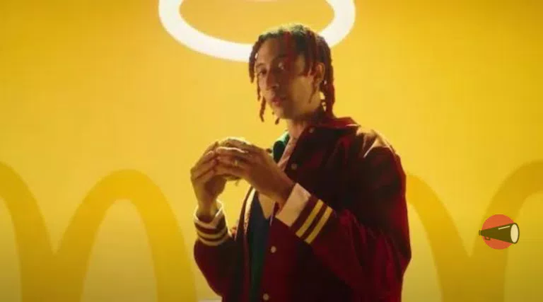 Concorso “Ghali Collection” Mc Donald’s: vinci maglie, felpe e sintetizzatori tascabili