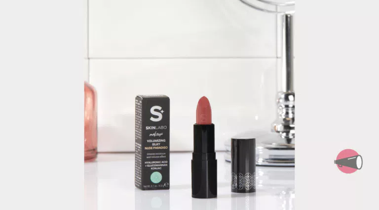 Ricevi GRATIS il rossetto volumizzante Silky Nude Paradiso di SkinLabo