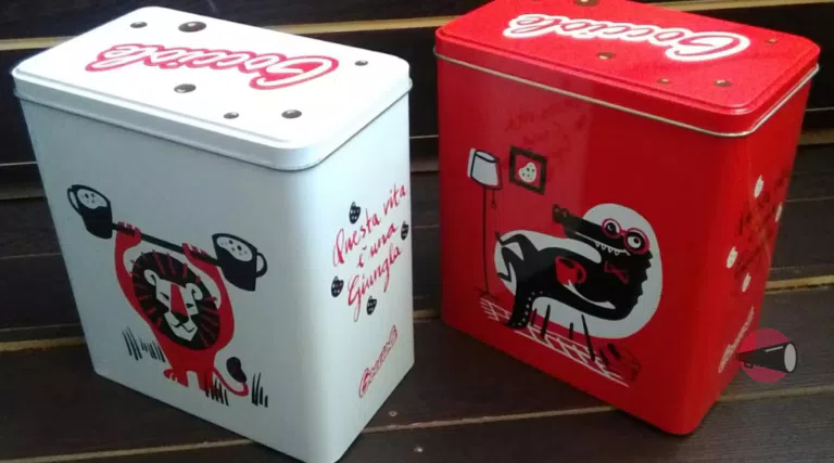 Biscottiera Gocciole Pavesi in omaggio