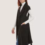 Cappotto smanicato con cintura, vari colori in offerta (76%)