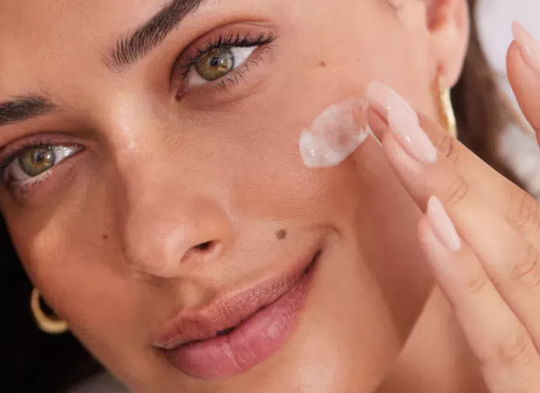Richiedi gratis campioni omaggio di siero e crema viso Rituals