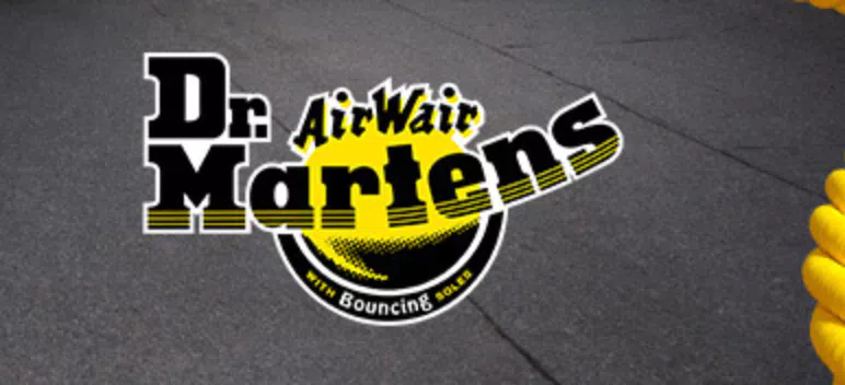 OFFERTE A TEMPO SCARPE, ABBIGLIAMENTO DR. MARTENS